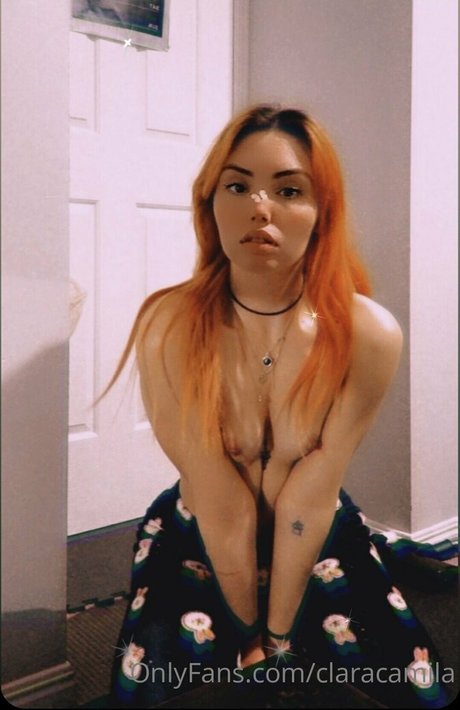 squat onlyfans sexy photo