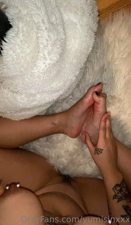 Yumisinxxx_ pornstar nudes images