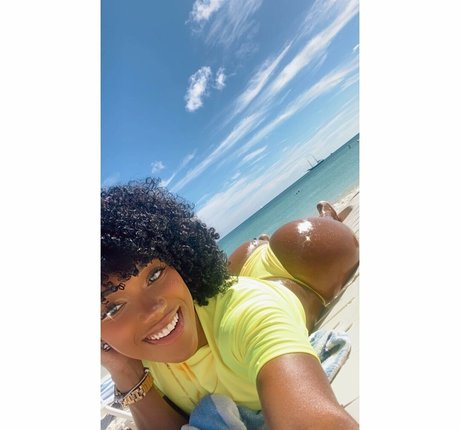 Sophie Likosky adult actress image