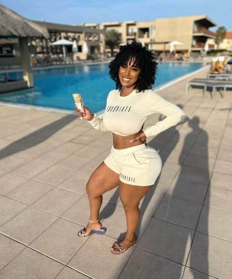 Sophie Likosky pornstar erotic pictures