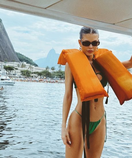 Vitoria Strada pornstar nudes photo