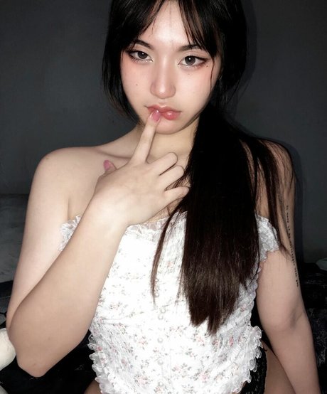 lil zogbabe free actress galleries