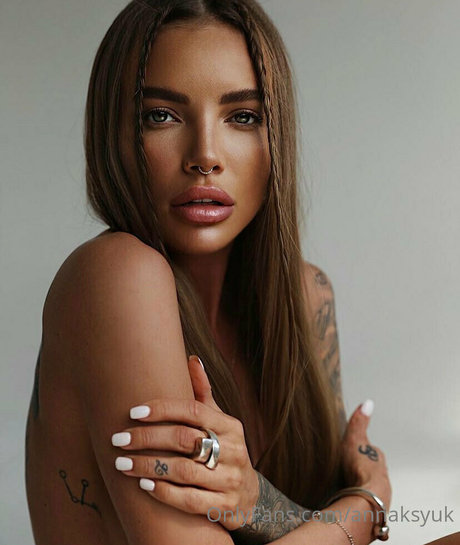 latina feet onlyfans top archive