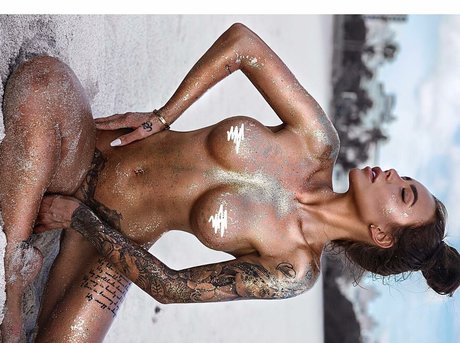 Annaksyuk best star photo