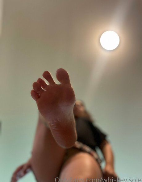 whiskey sole naked star pic