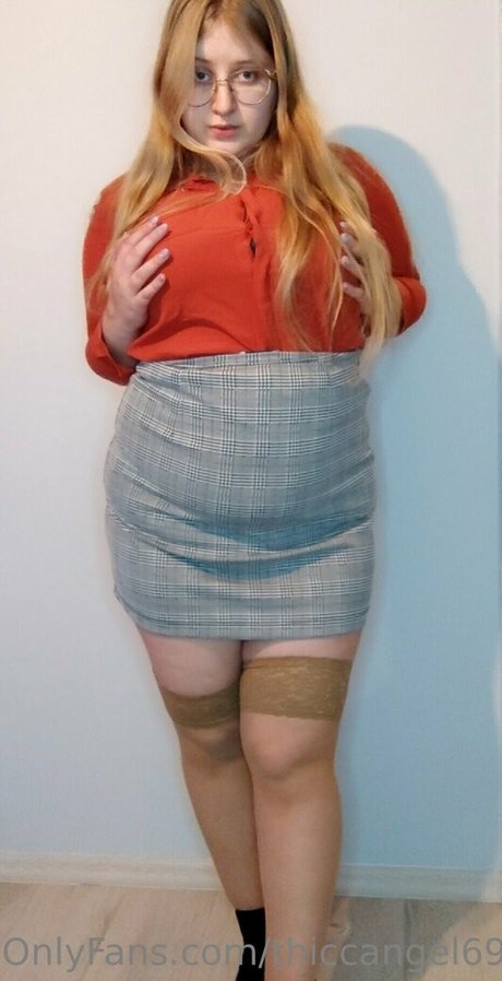 sucking cock onlyfans nude gallery