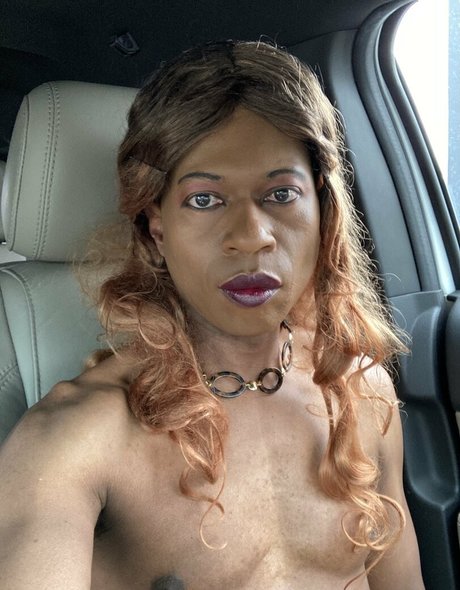 cdsharon model adult pic