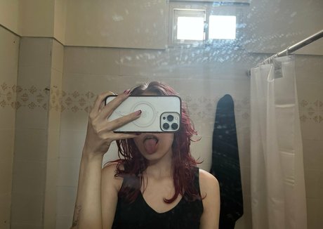 imgardenia erotic actress pictures