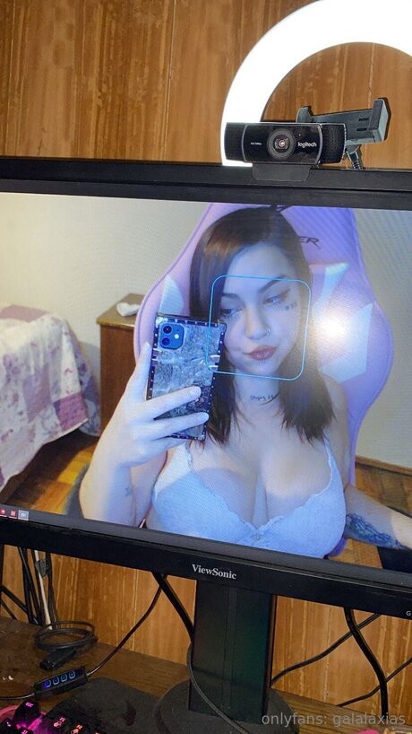 Galalaxias exclusive star pics