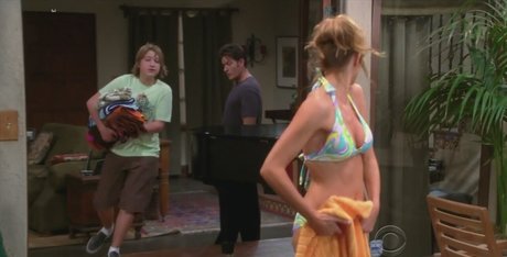 Tricia Helfer star art archive