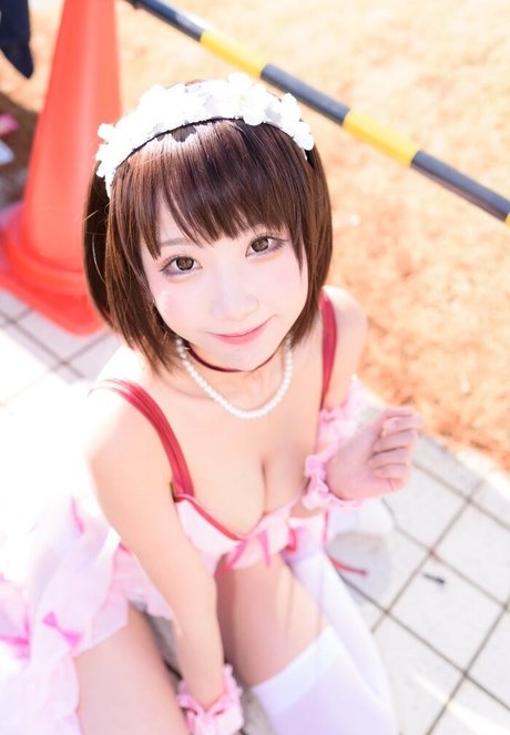 SeeU Cosplay pornstar perfect pictures