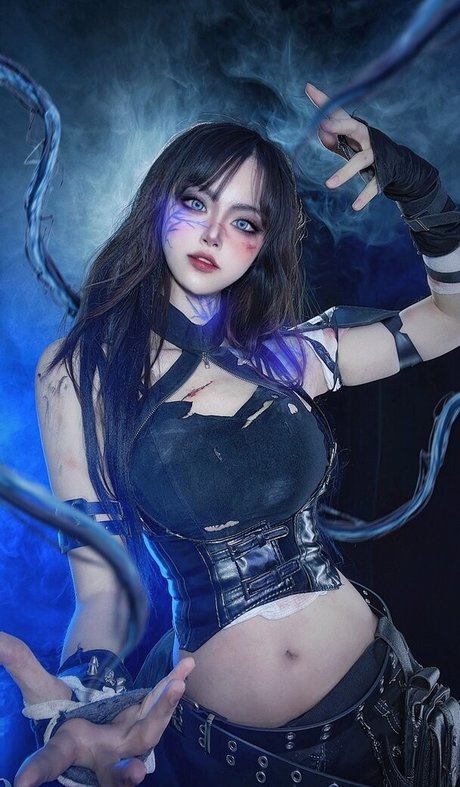 SeeU Cosplay hot model archive