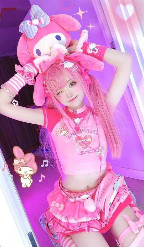 SeeU Cosplay naked pornstar images