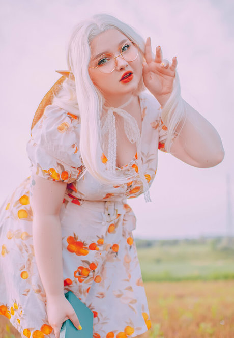 venusblessed model top img