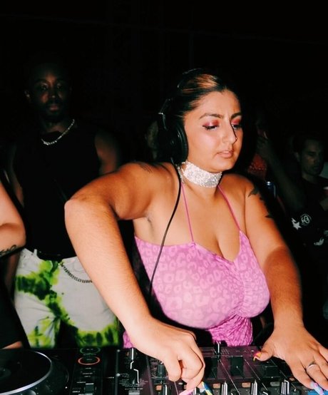 chippynonstopof pornstar sex photo