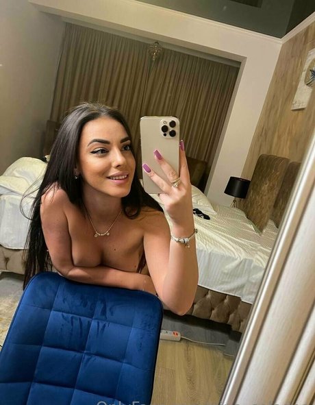 pina coladaa free model picture