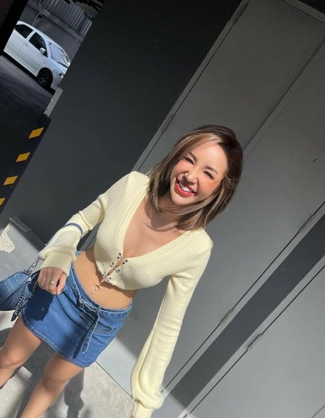 chaly xx xxx model pictures