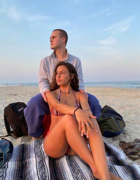 asian blonde onlyfans top galleries