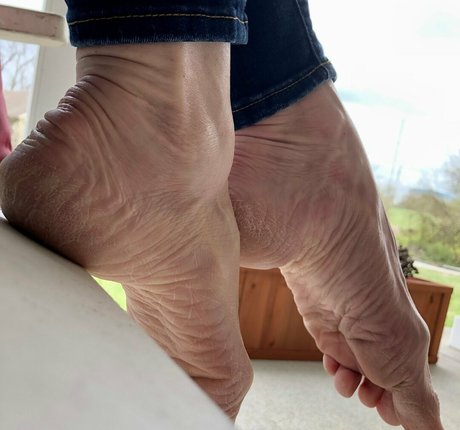 archcandy erotic star archive