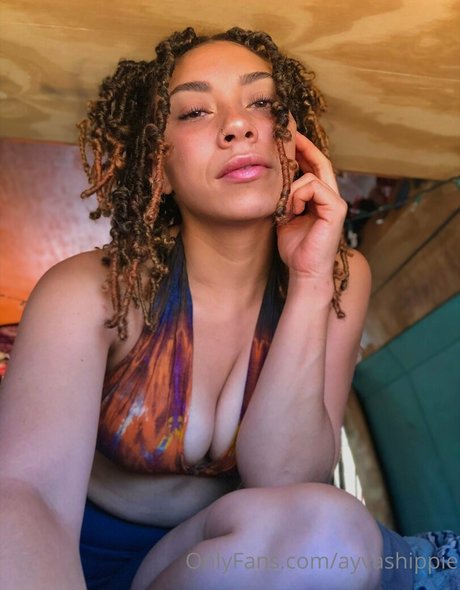 ayvashippie model erotic img