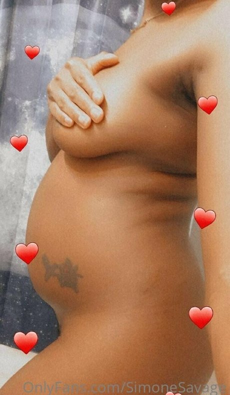 simonesavage model erotic pic