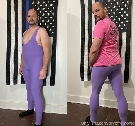 bryofromohio naked pornstar img
