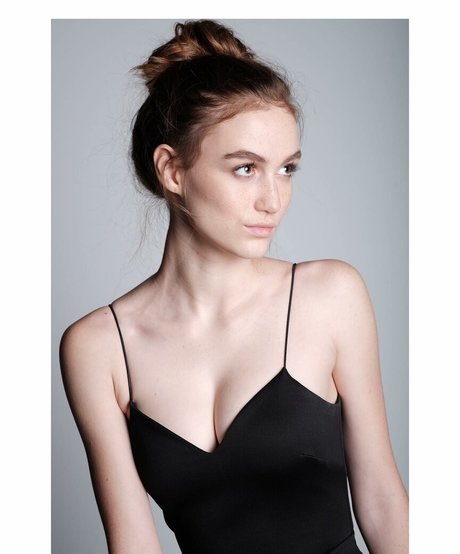 Madison Lintz nude star picture