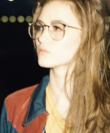 Madison Lintz sexy pornstar img