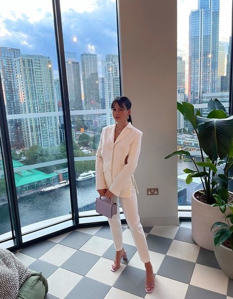 Ludovalentina sexy star picture