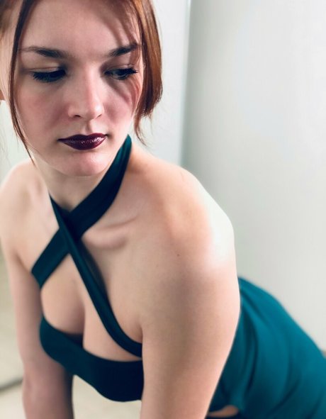 janeyslifepeek exclusive actress img