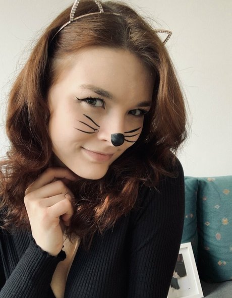 hairy legs onlyfans xxx archive