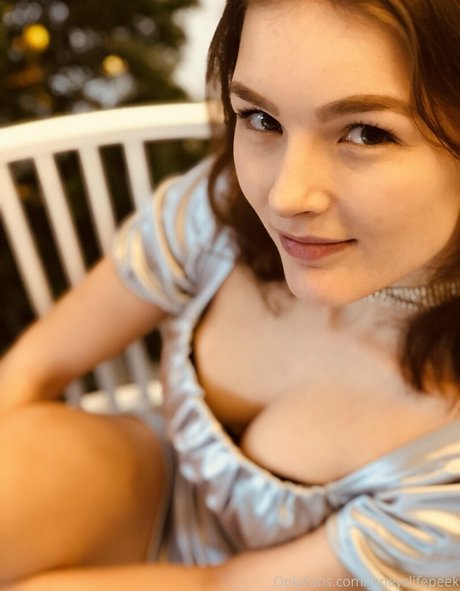 asian cheerleader onlyfans pornos picture