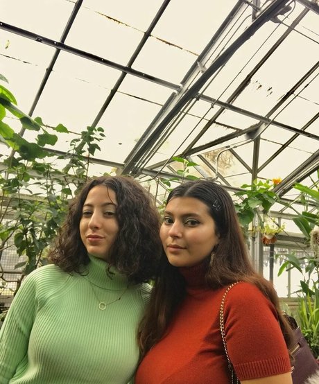 Nada C naked actress pics