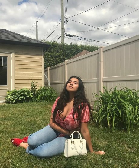 Nada C pornstar sexy galleries