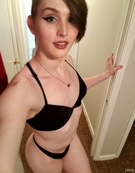 veroticajae star adult photos