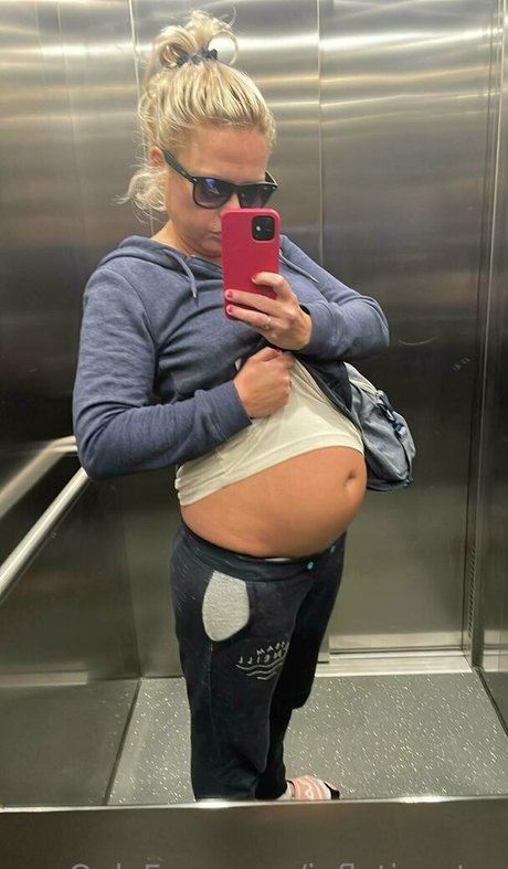 inflationstar nude star galleries