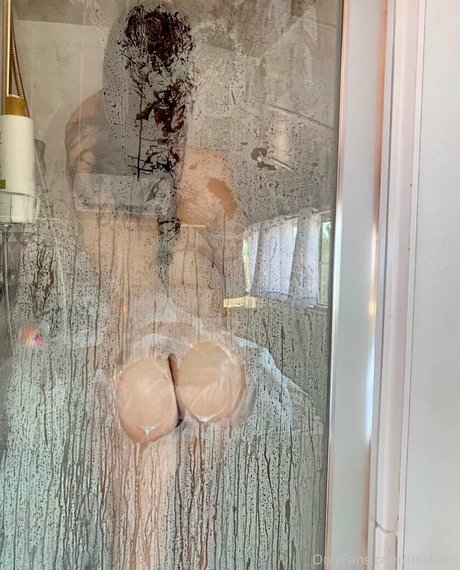 ThickAzn pornstar hot pics