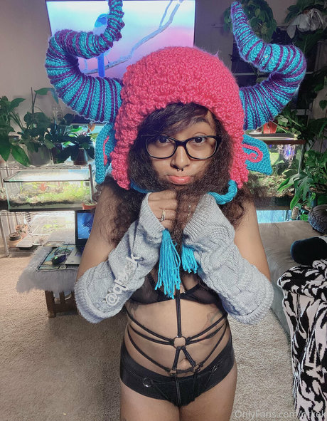 qtkek star pornographic pictures