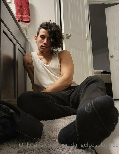 cagedangelcosplayfree star art image