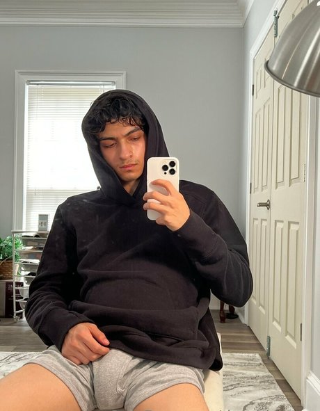 dumbbtonyy pornstar perfect galleries