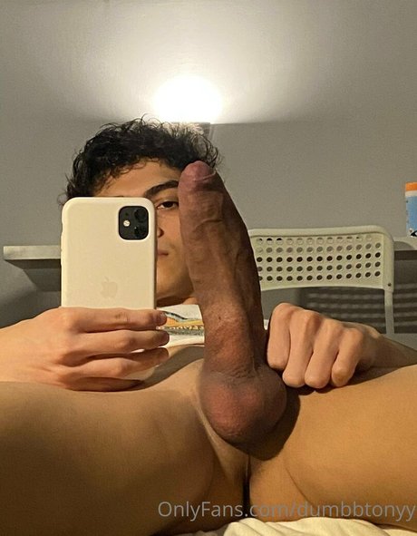 dumbbtonyy model naked gallery