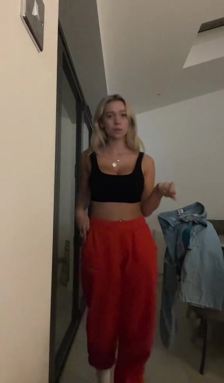 Isabella B Photo Gallery