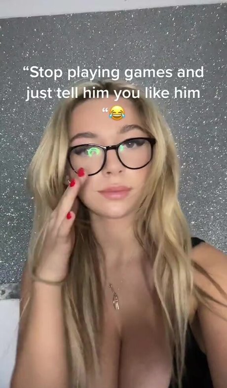 Isabella B adult model galleries