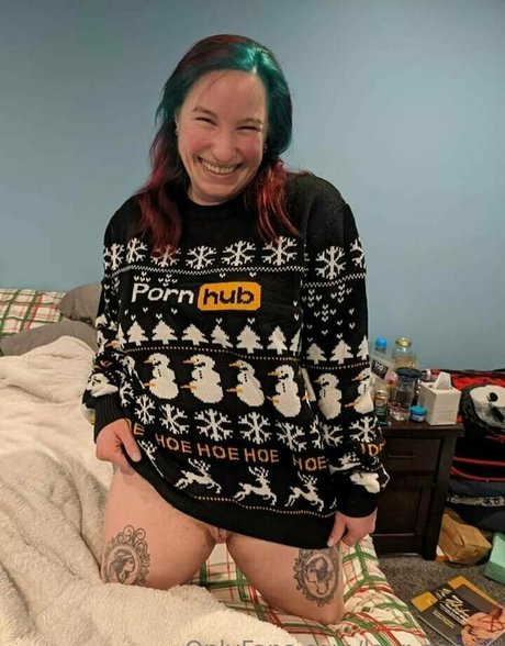 laur zombi top actress gallery