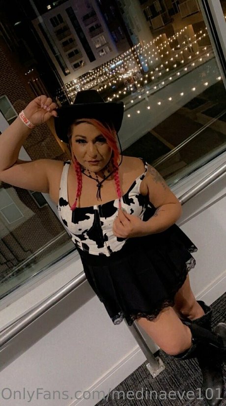 medinaeve101 nice model archive