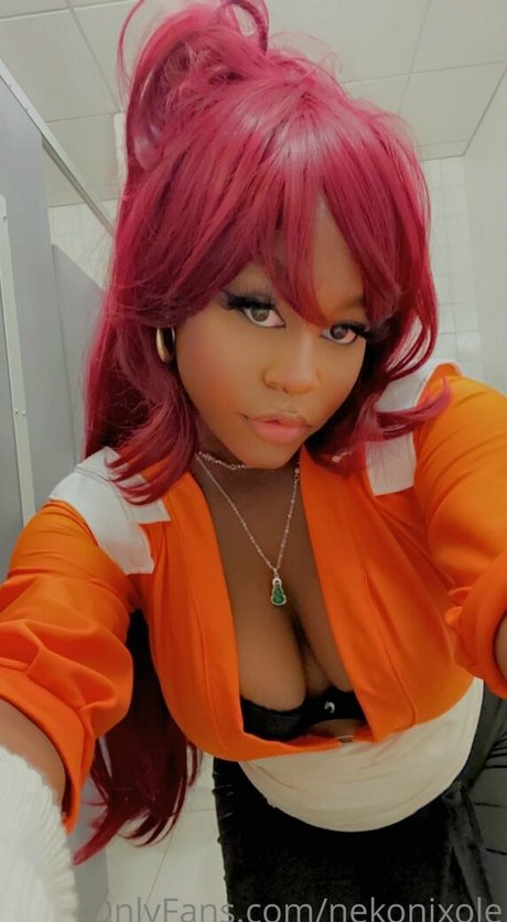 nekonixole star hot pictures