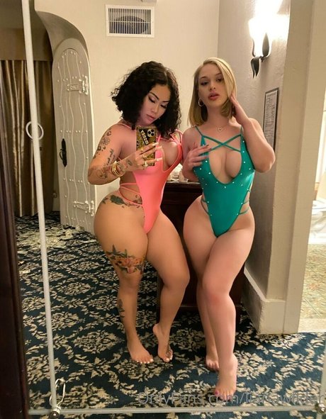 lianawilder model nice pic