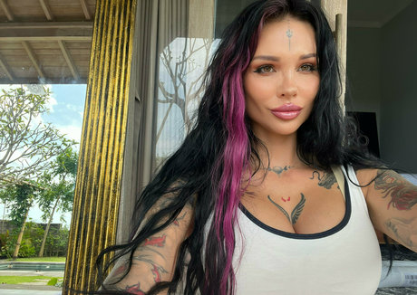 Sunny kerss actress img