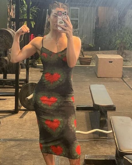 Jasmine Parr naked actress gallery