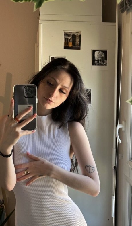 Caponce star art img